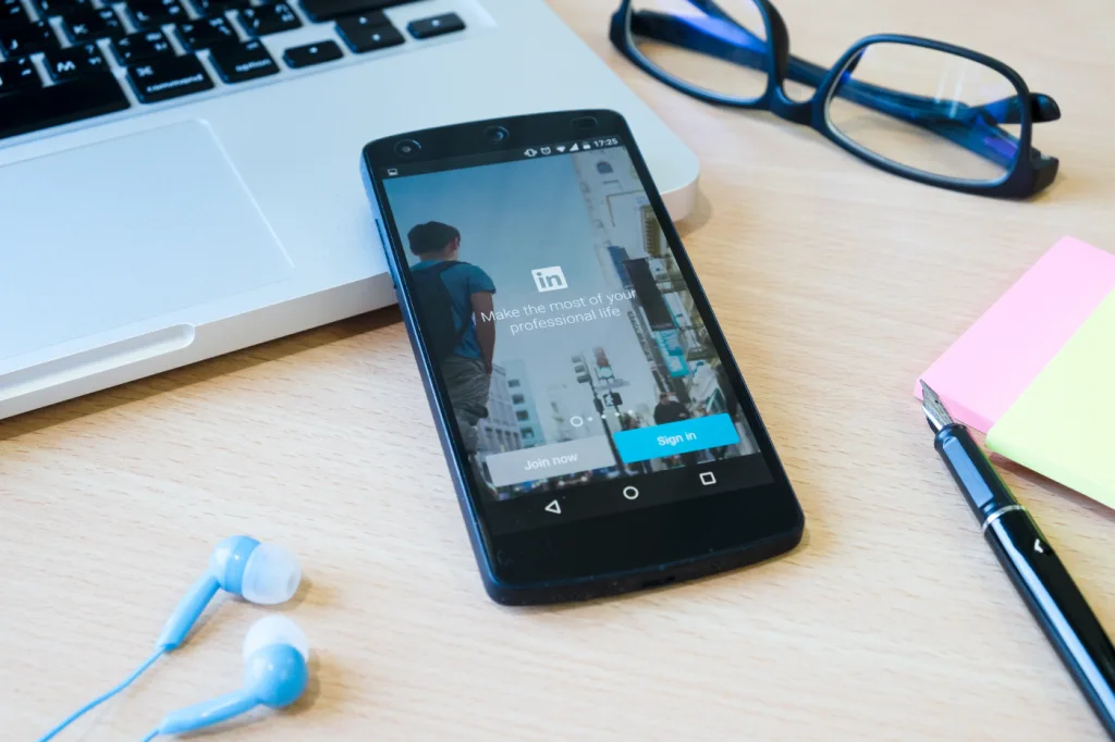Fonctionnalité LinkedIn : titres et descriptions SEO