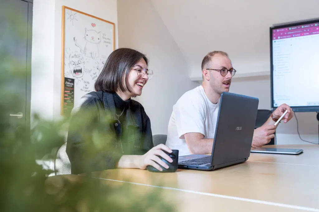 Fiona Delforge et Maxime Couvreur de l'agence Clef2web